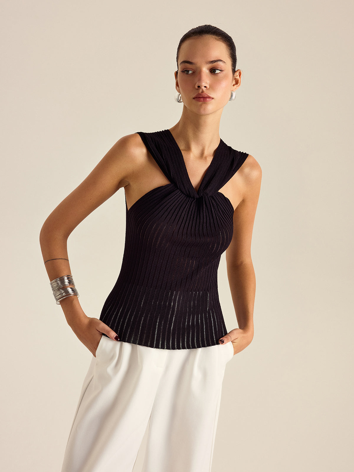 Plissiertes Twist-Top aus Strick