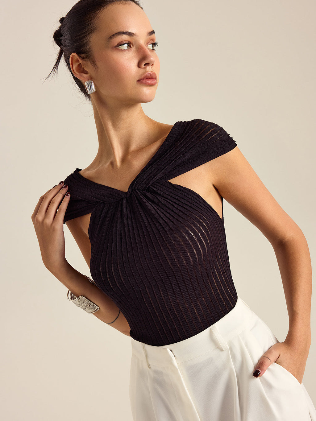 Plissiertes Twist-Top aus Strick