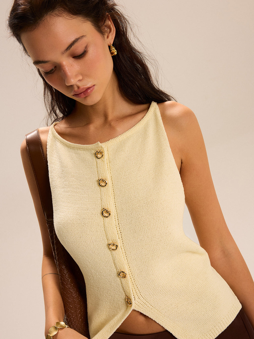Débardeur en tricot boutonné devant