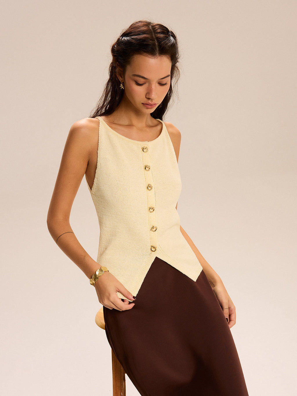 Débardeur en tricot boutonné devant