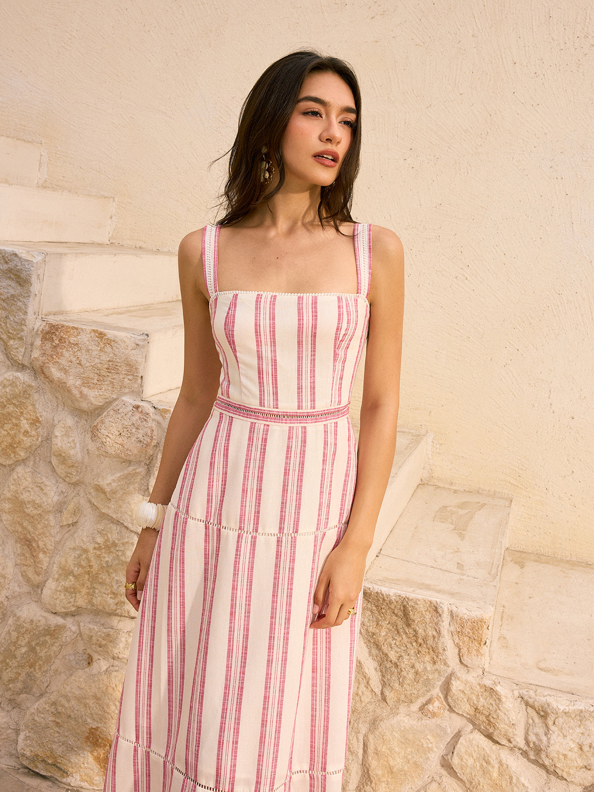 Robe midi étagée en lin et coton à rayures