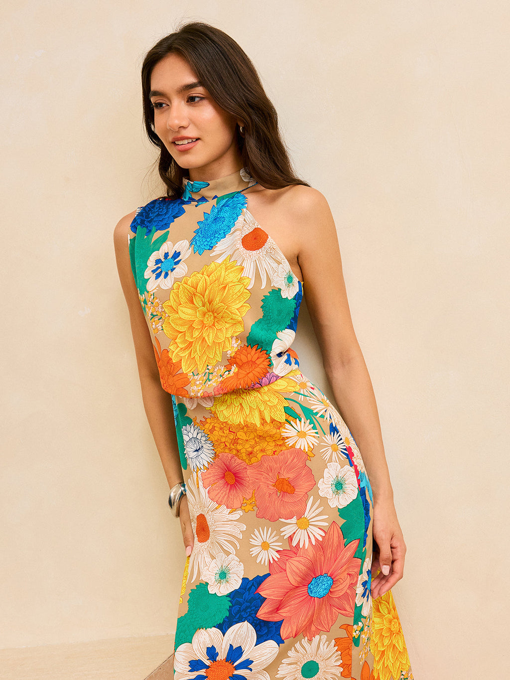 Robe longue à imprimé floral avec lien au dos