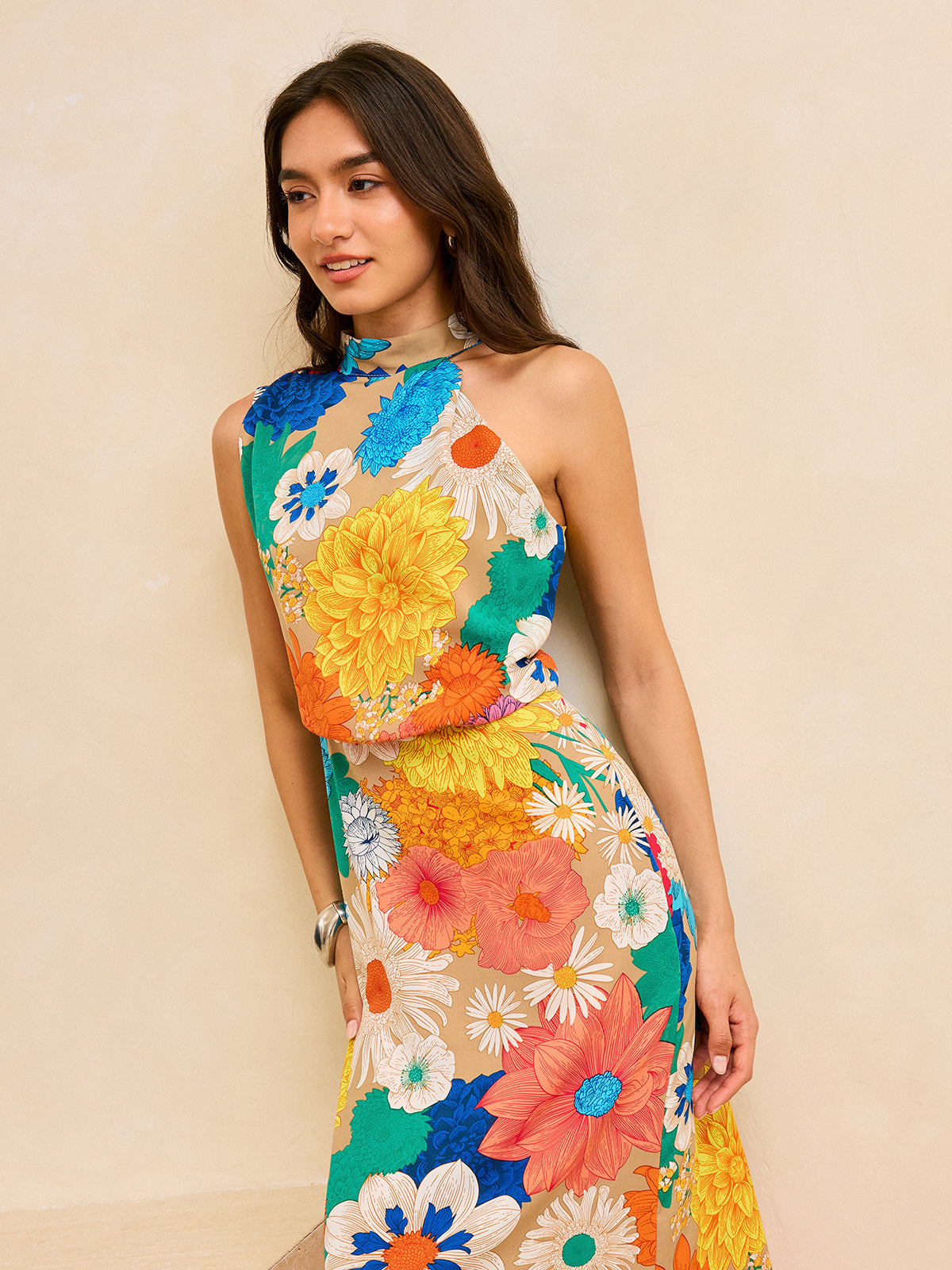Robe longue à imprimé floral avec lien au dos