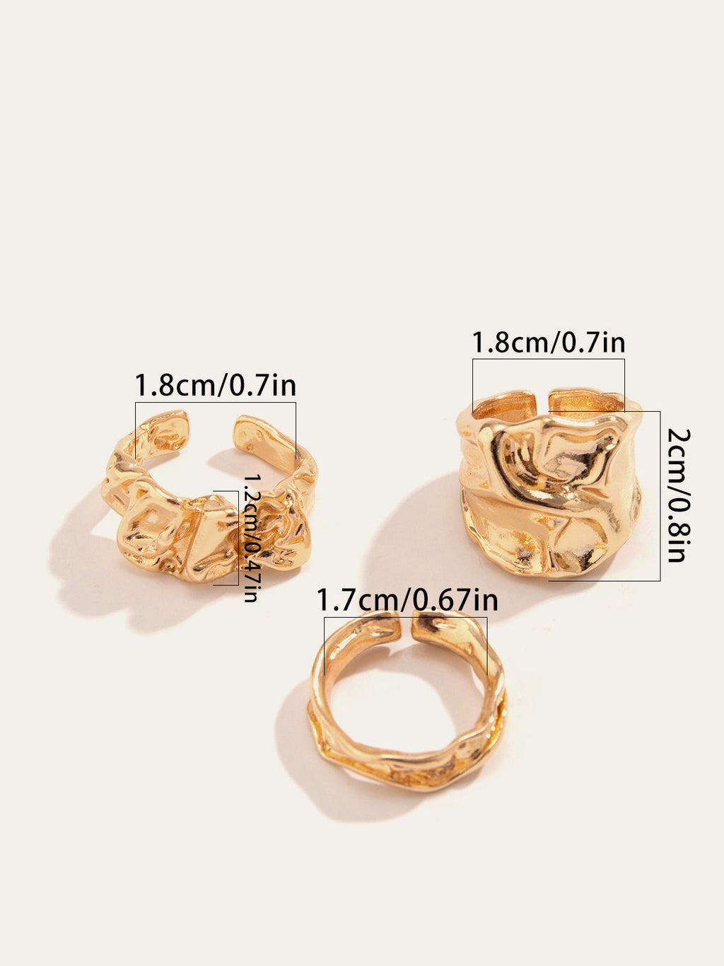 Dreiteiliges Ring-Set mit unregelmäßigem Goldton
