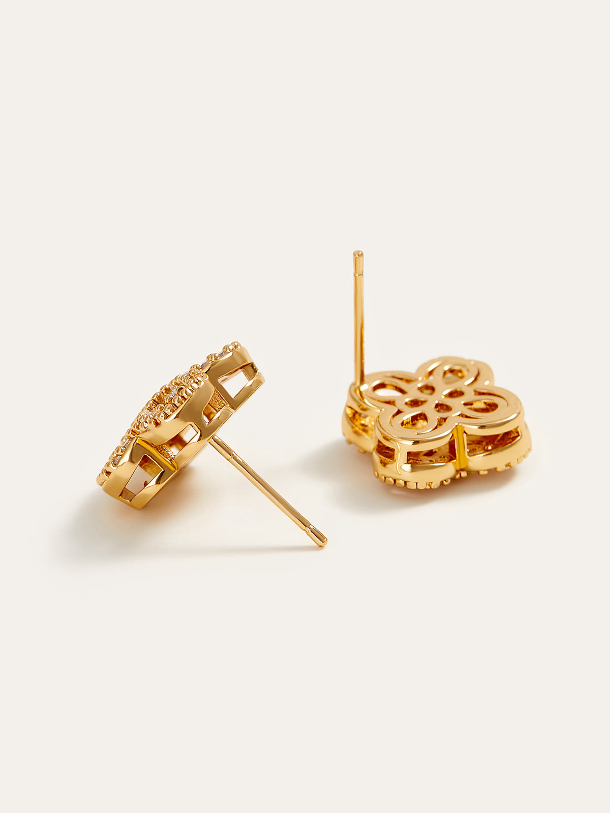 Boucles d'oreilles fleur en cristal baguette dorée