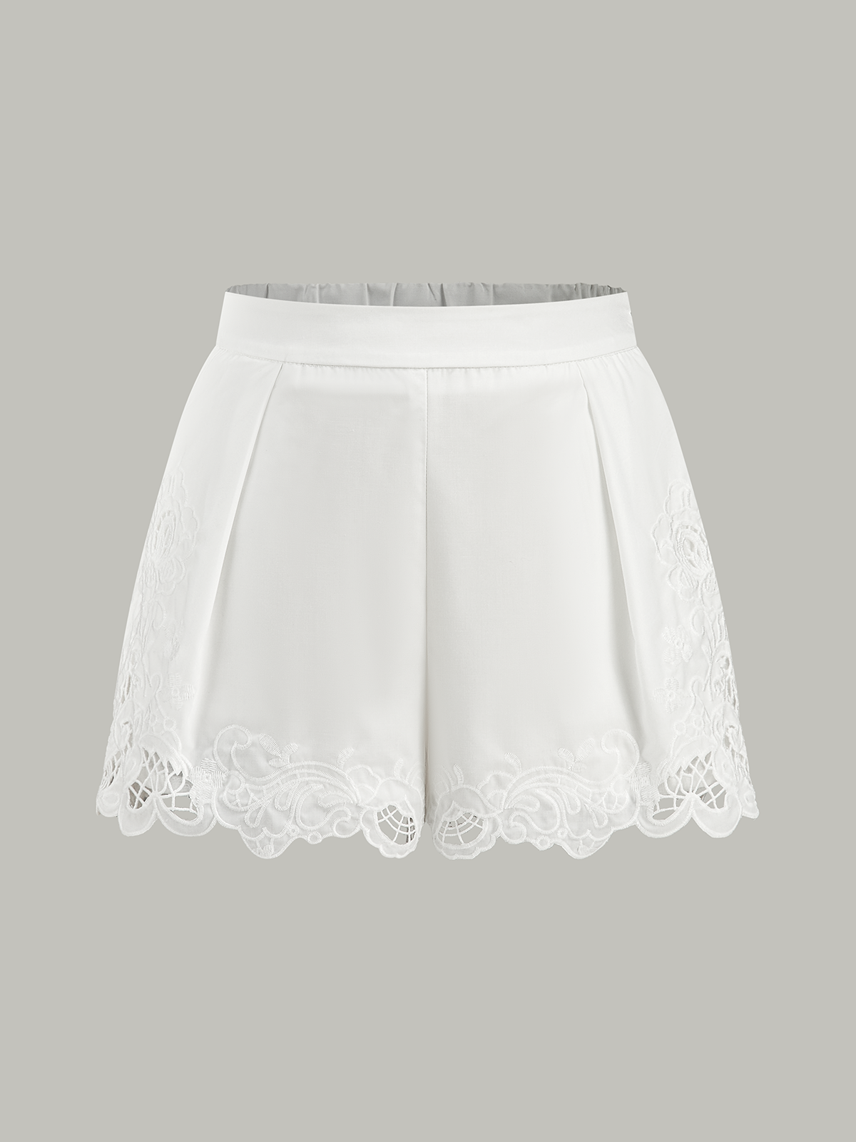 Shorts mit Spitzenborte und mittlerer Bundhöhe