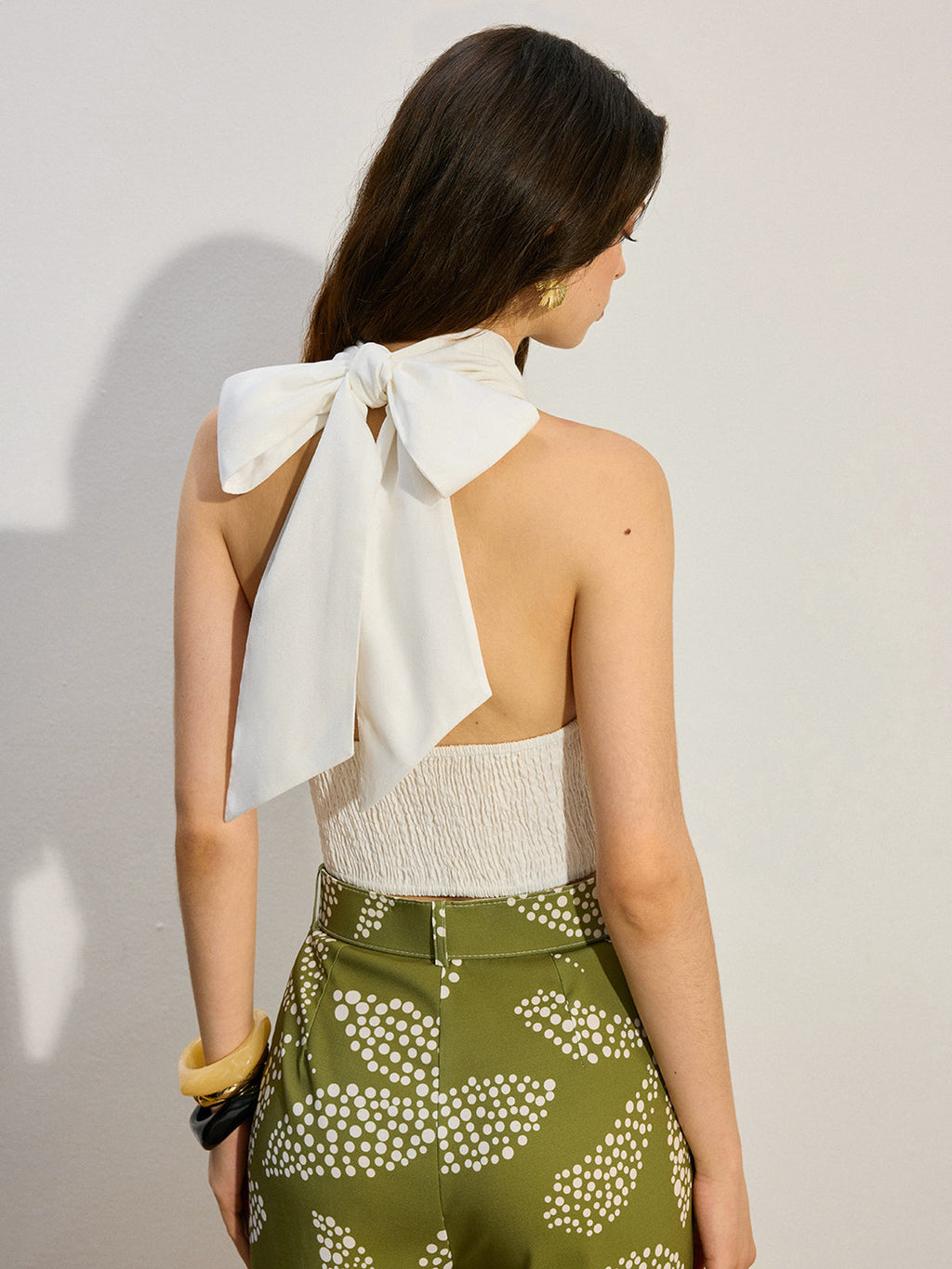 Neckholder-Tanktop mit Aussparungen