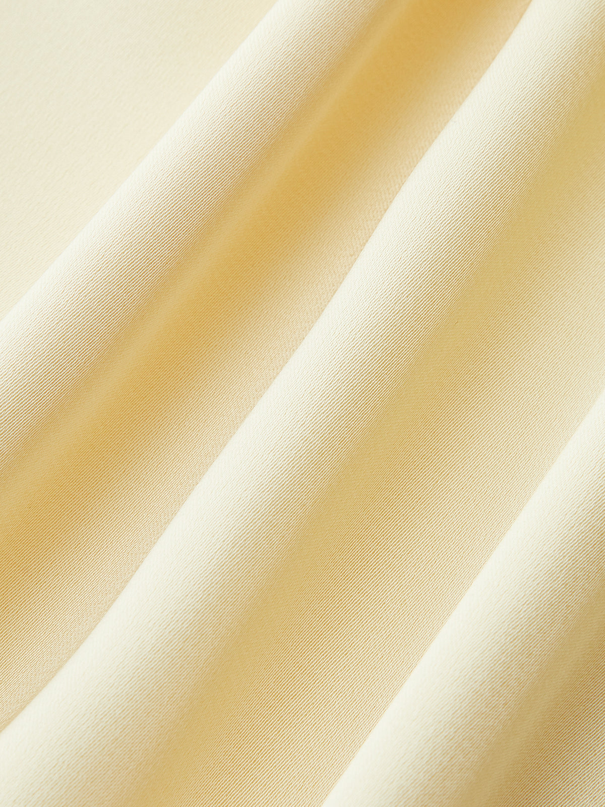 Asymmetrisches Midikleid mit einer Schulter