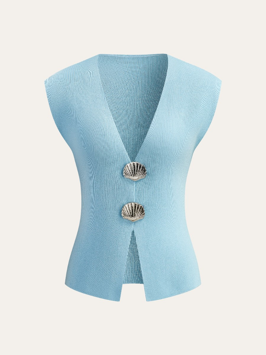 Strickweste mit Muschelknöpfen