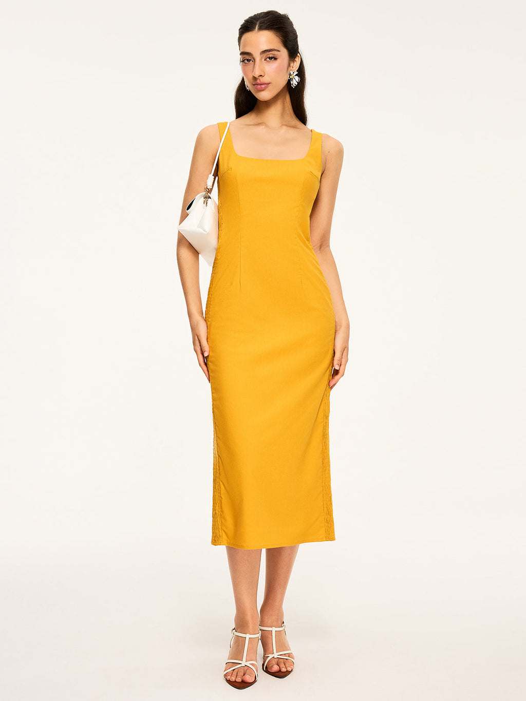 Midikleid aus Baumwolle und Leinen mit gesmoktem Oberteil