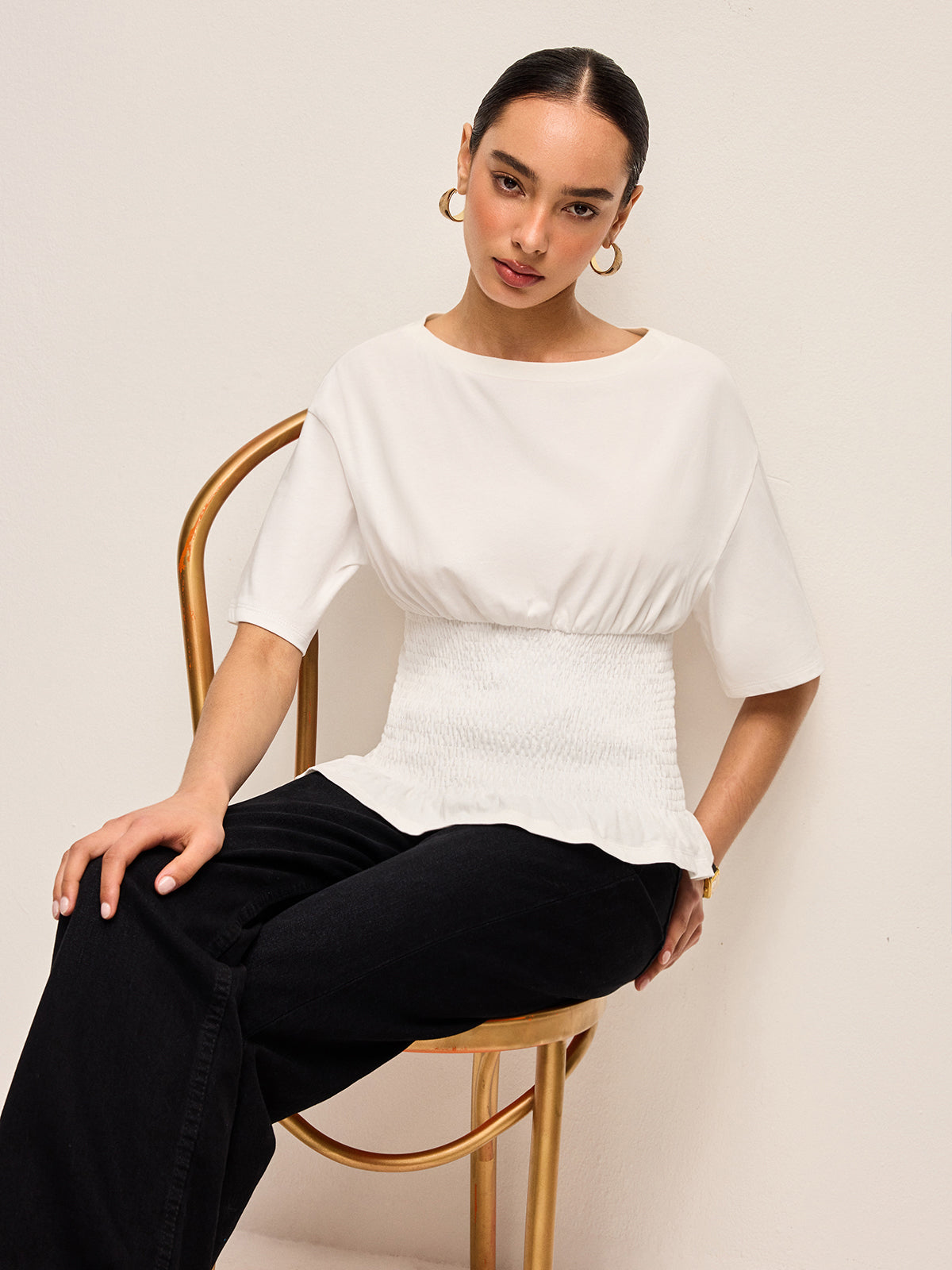 Haut en coton à taille smockée et ourlet à volants 