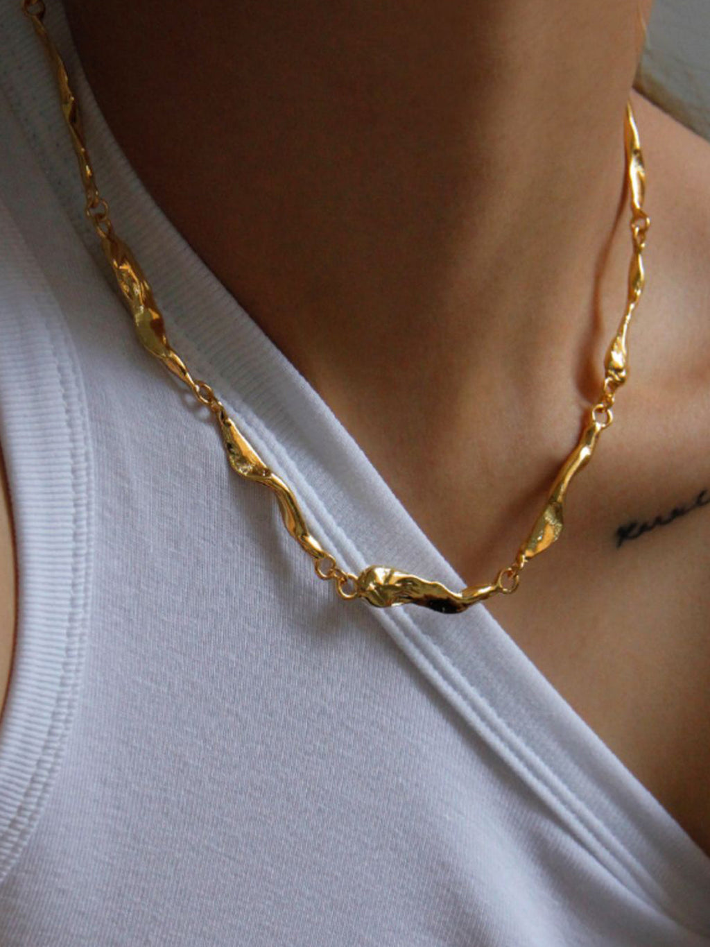Golden Irregular Link Statement Necklace