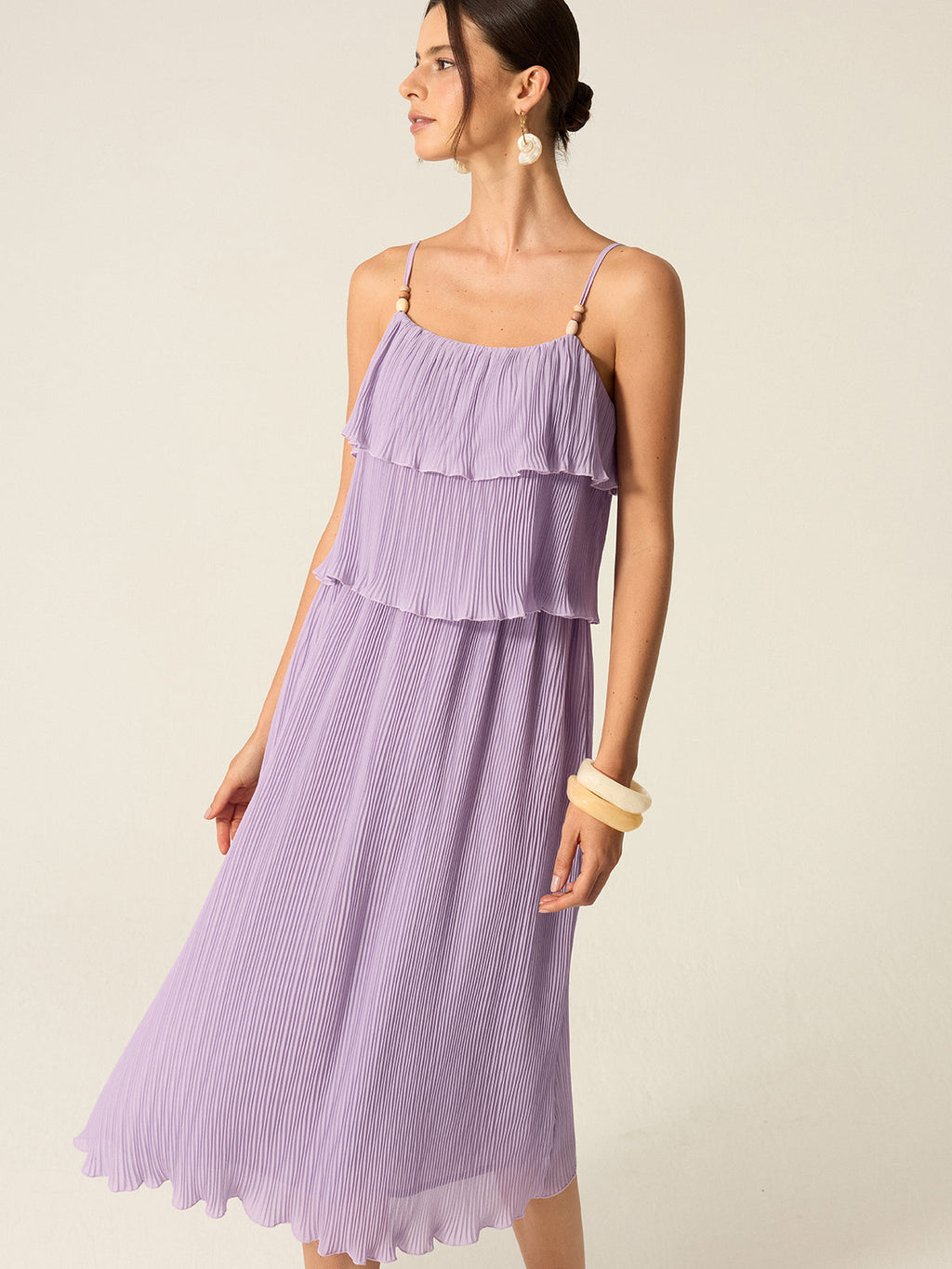 Robe longue plissée à plusieurs niveaux