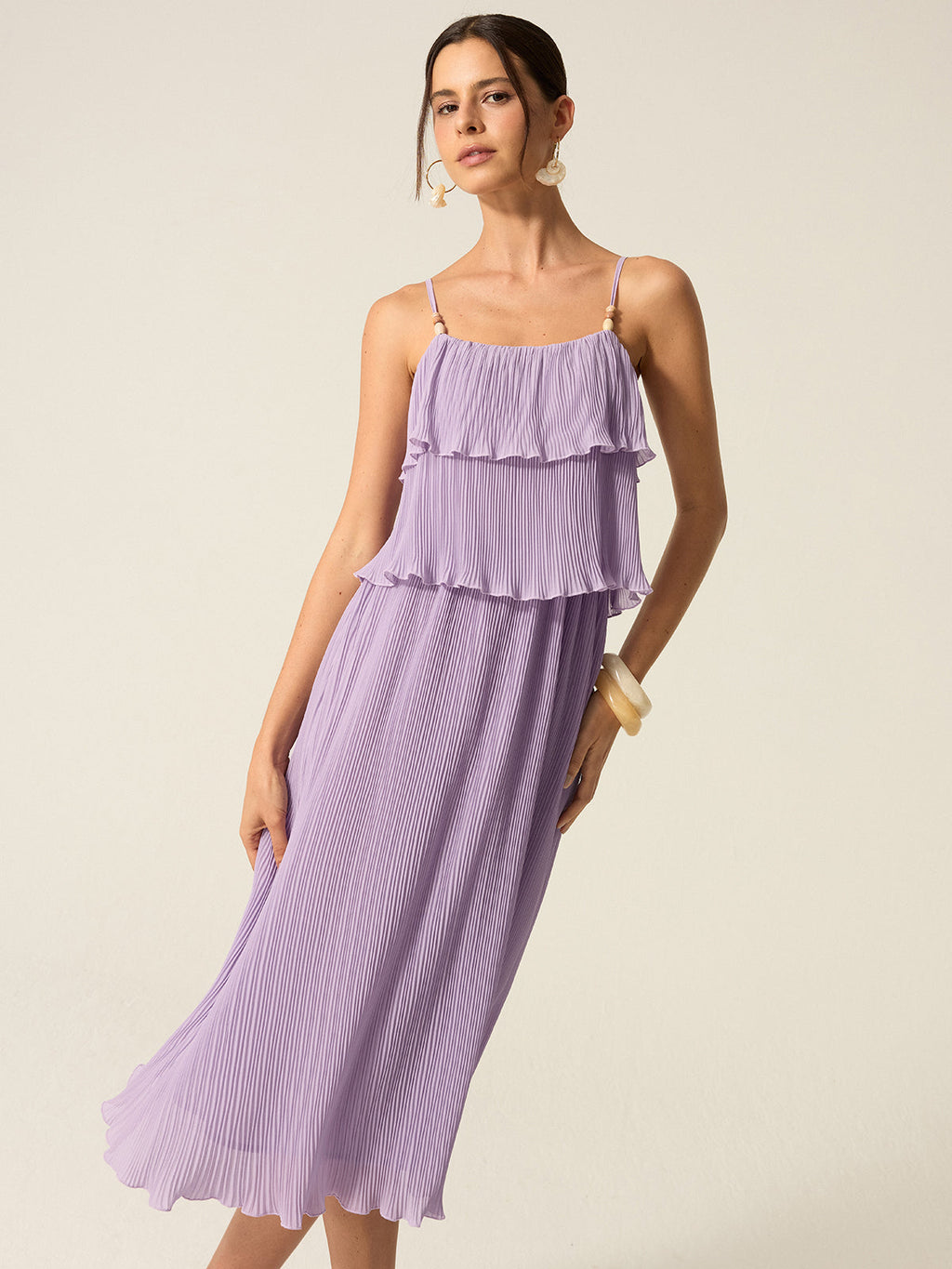 Robe longue plissée à plusieurs niveaux