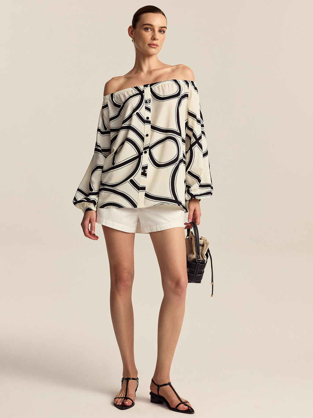 Chemisier à motifs décolleté aux épaules