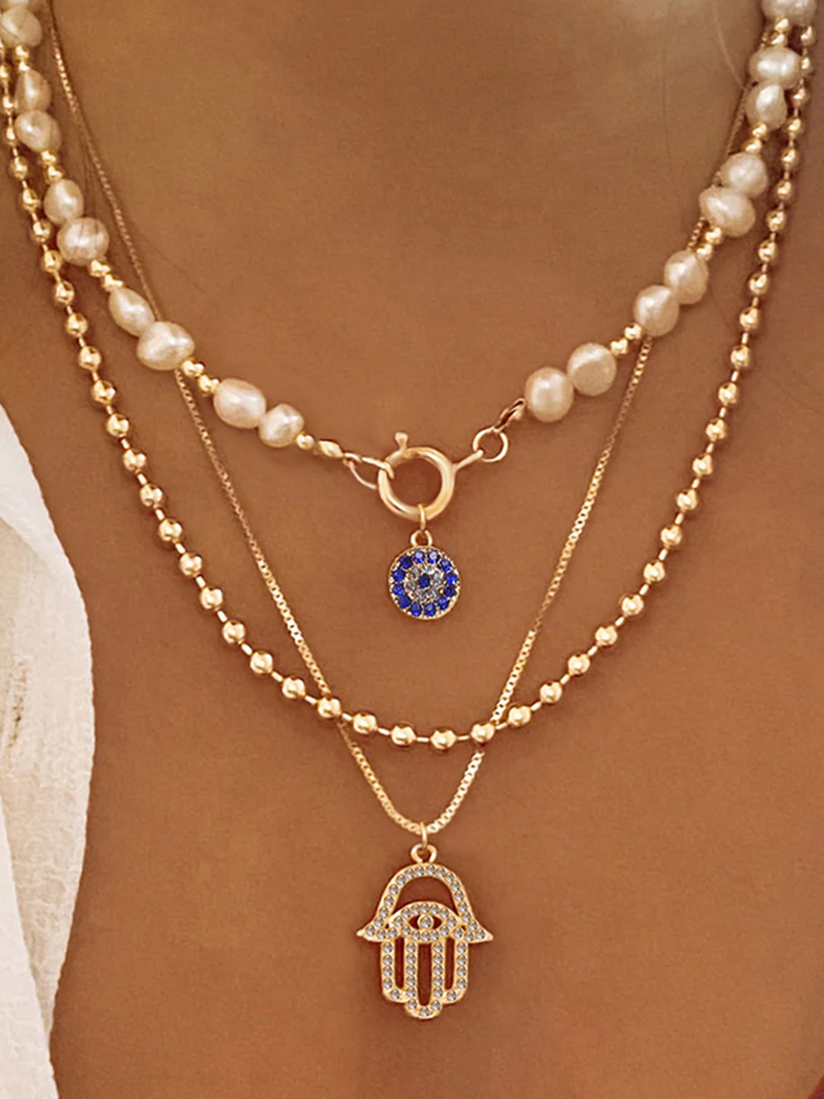 Ensemble de collier multicouches avec perles et main de Hamsa 