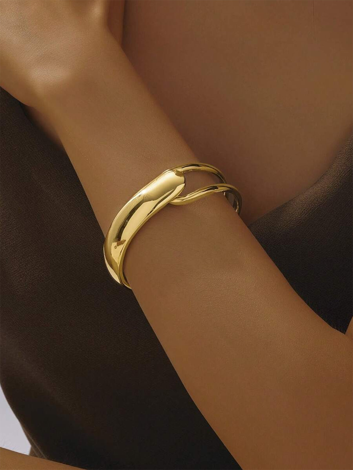 Bracelet manchette élégant doré