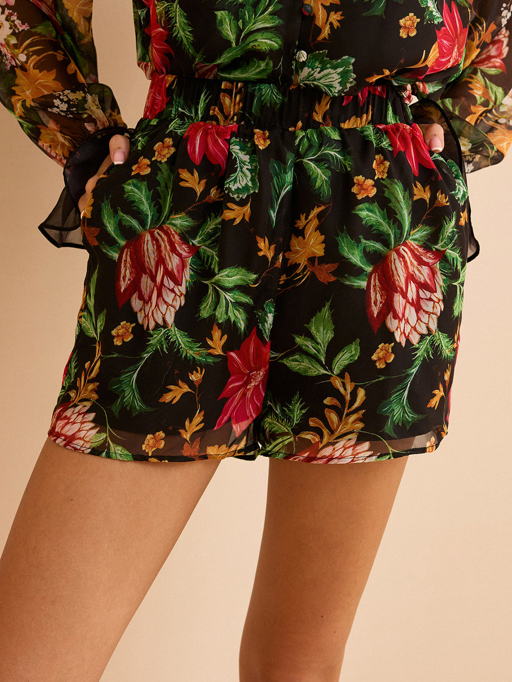 Short en mousseline à imprimé floral et taille élastique