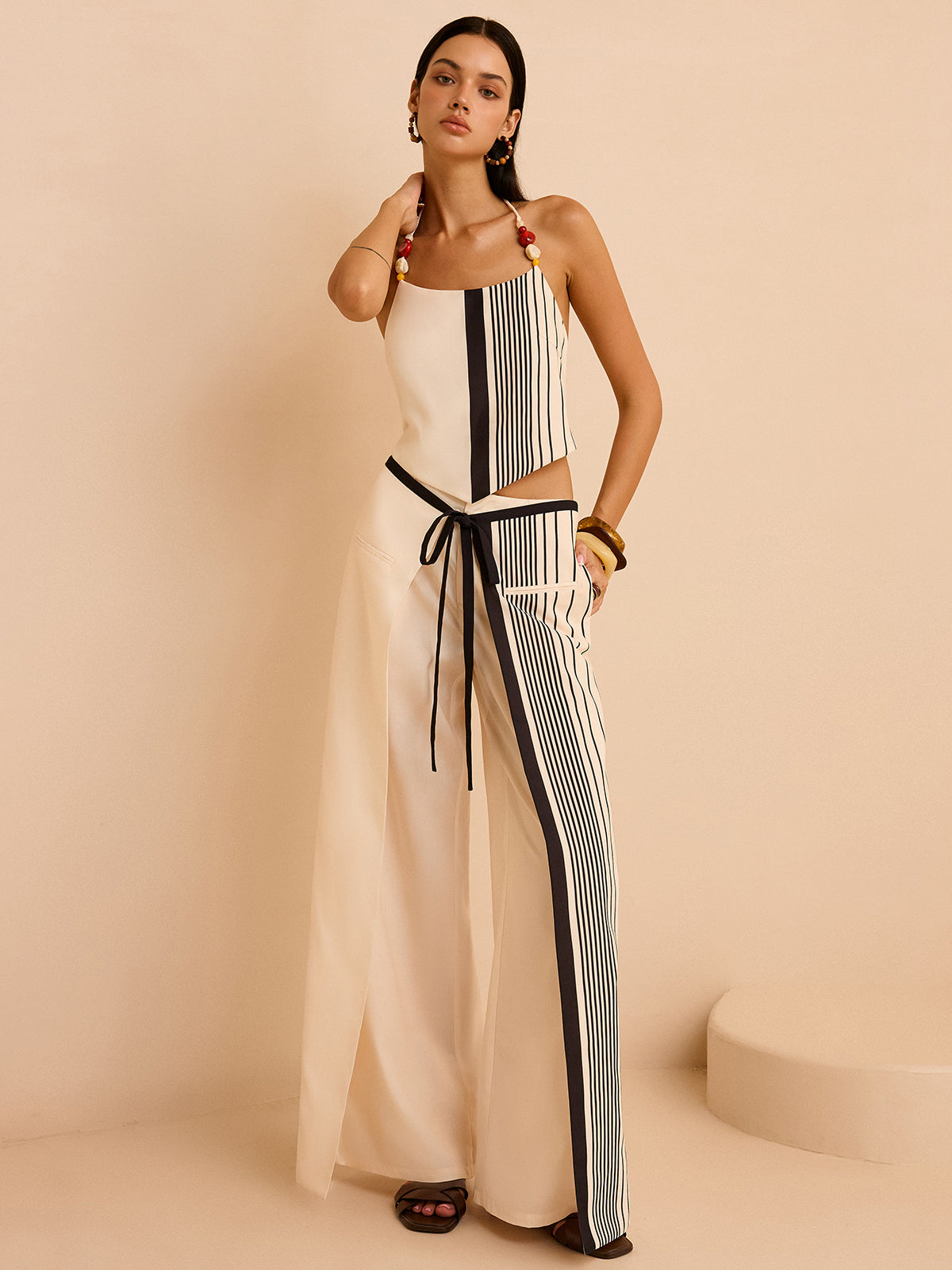 Haut dos nu rayé à bretelles perlées 