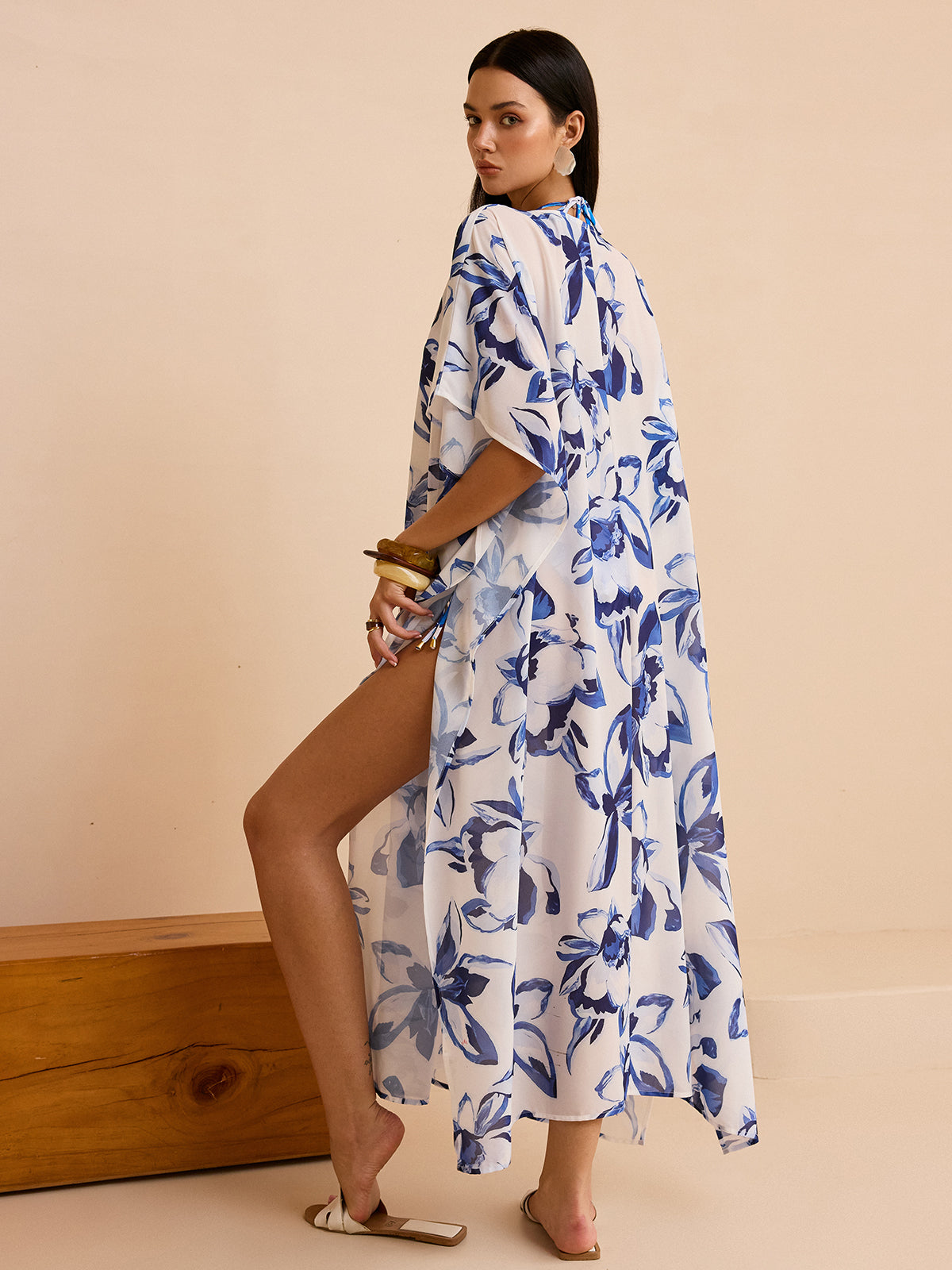 Kimono de plage transparent à motifs floraux avec nouage frontal