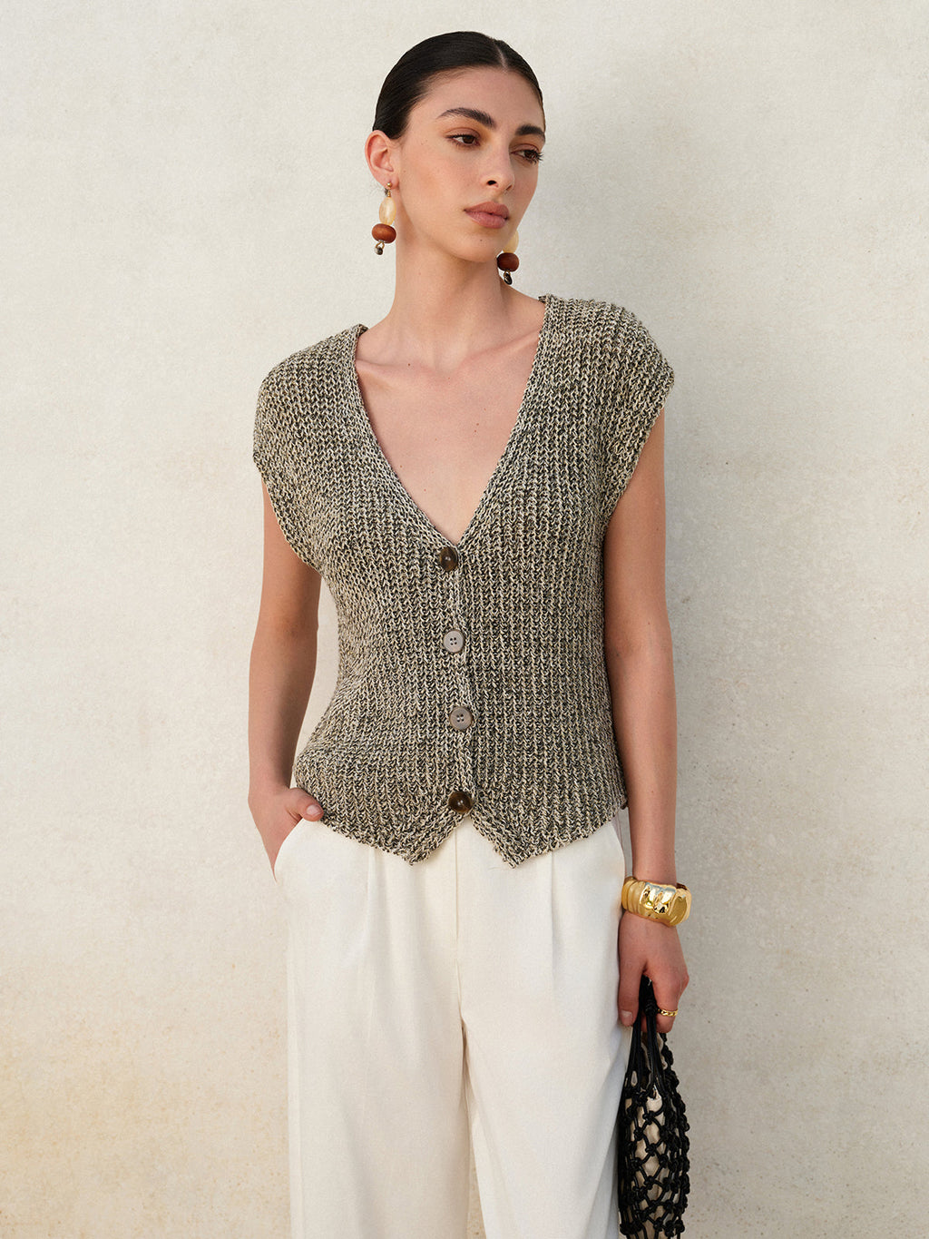 Strickweste mit Knopfleiste