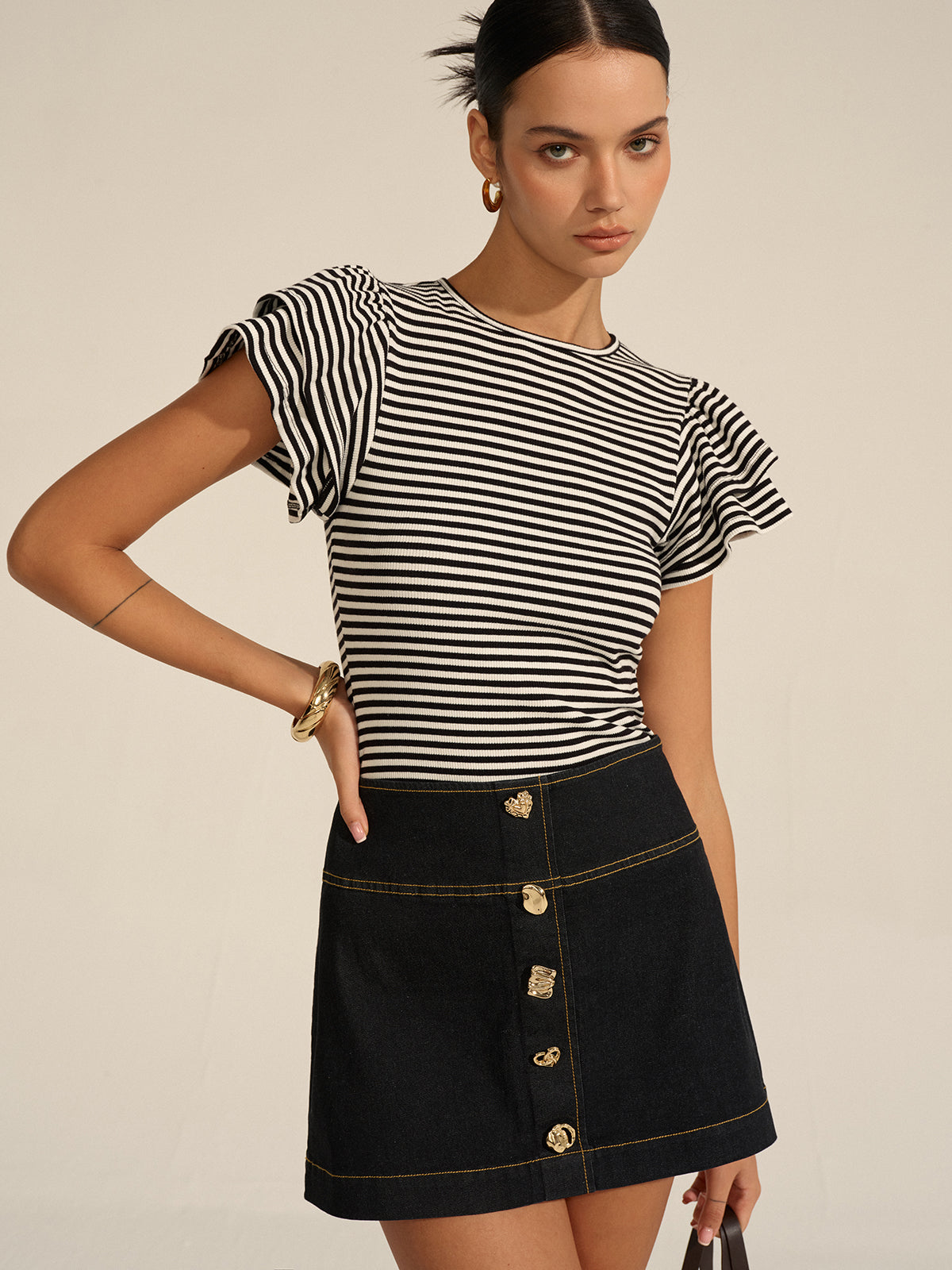 Jeans-Minirock mit Metalldekor 