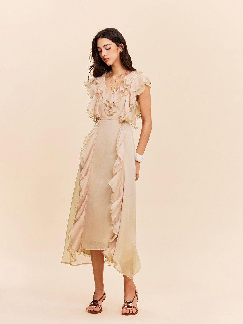 Halbtransparenter Rüschenkleid