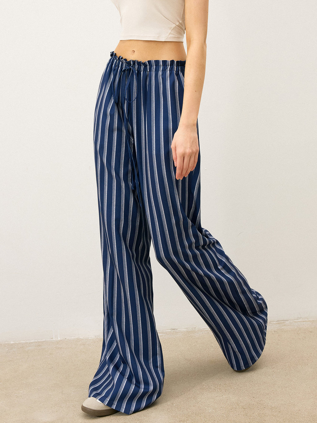 Pantalon ample à rayures avec cordon de serrage