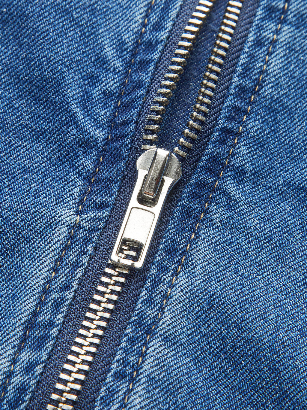 Robe en jean à col cœur
