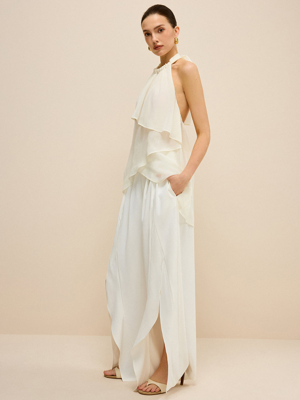 Mid-Waist-Hose mit weitem Bein und seitlichen Schlitzen