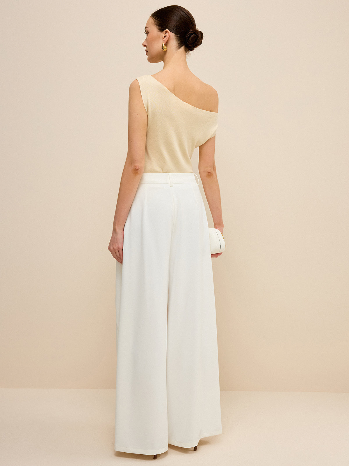 Mid-Waist-Hose mit weitem Bein und seitlichen Schlitzen