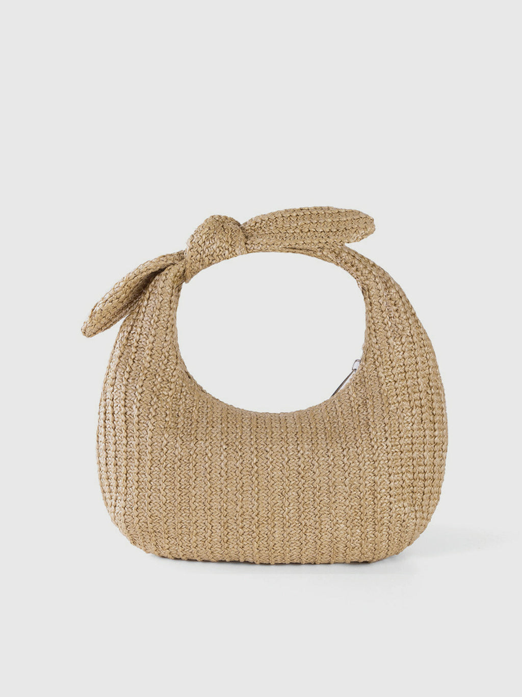 Sac en paille avec détail de nœud