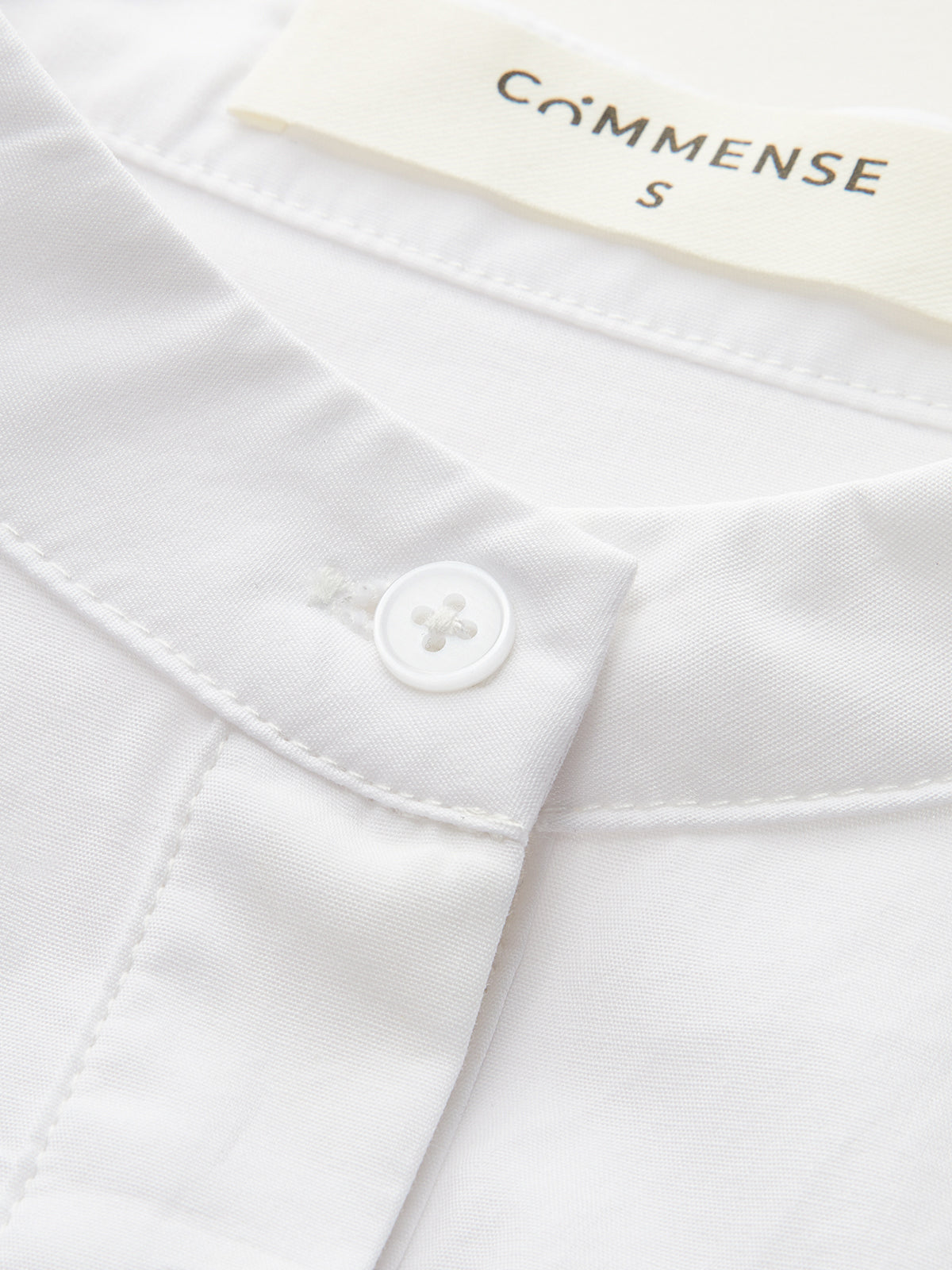 Chemise péplum à col mandarin et manches courtes 