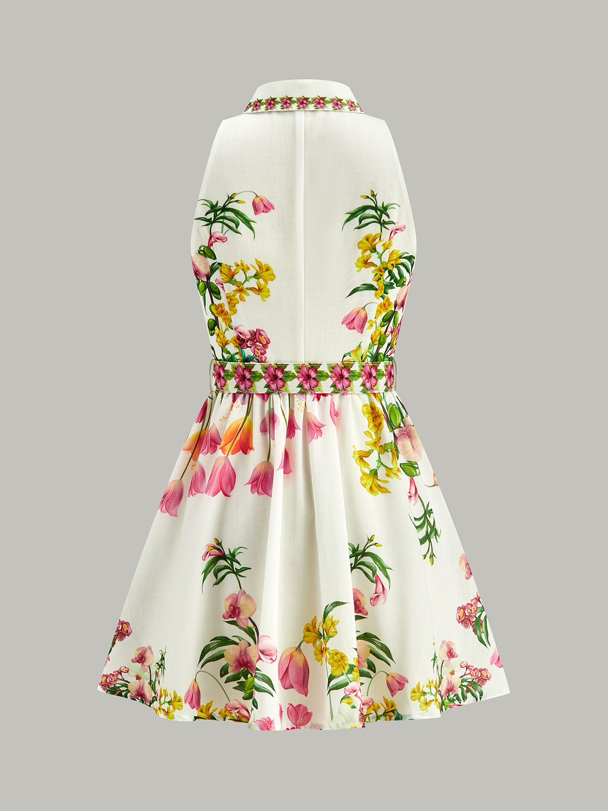 Geblümtes Mini-Kleid mit Gürtel