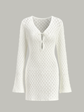 Robe pull en maille transparente avec découpes