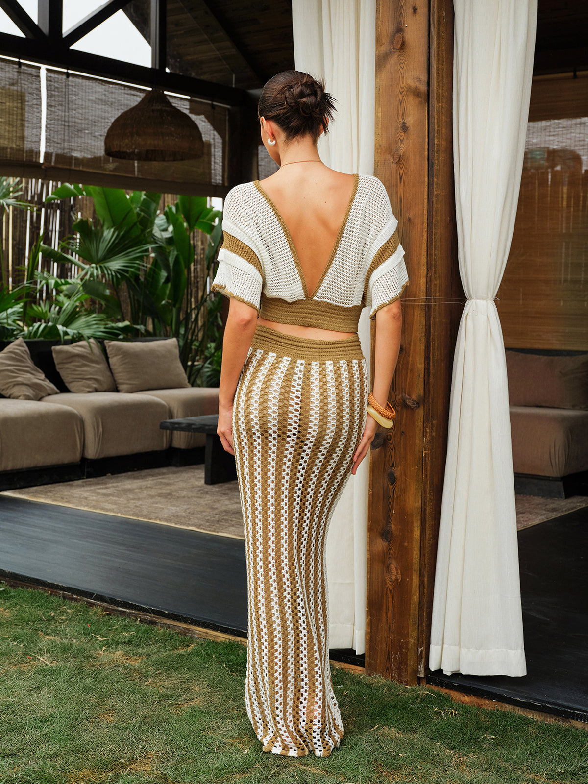 Ensemble jupe et jupe à rayures crochetées avec ceinture à pompons 