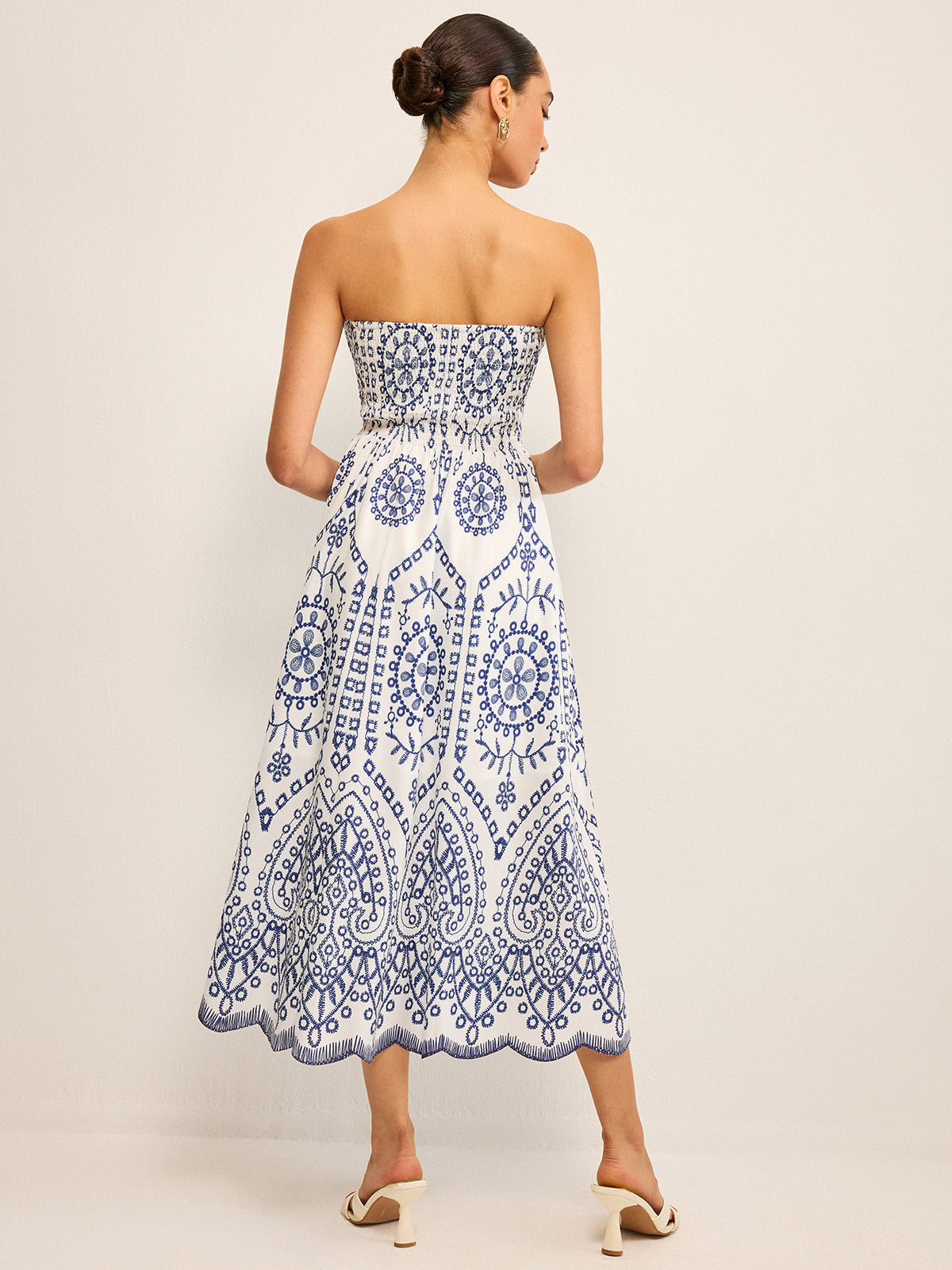 Trägerloses Boho-Maxikleid