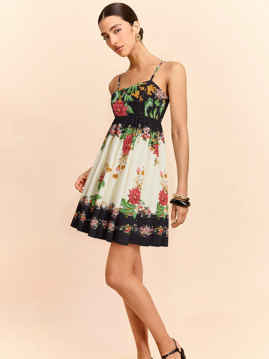 Geblümtes Spaghettiträger-Minikleid
