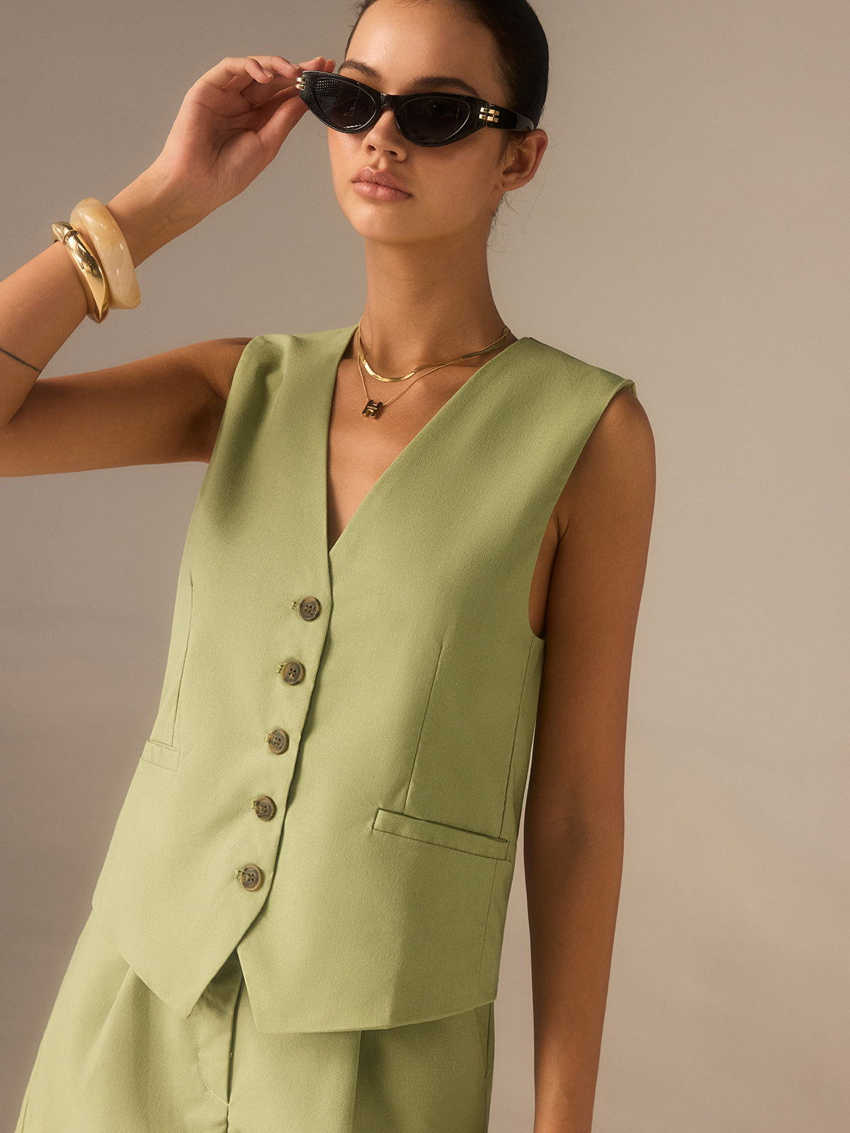 Linen & Cotton Buttoned Vest