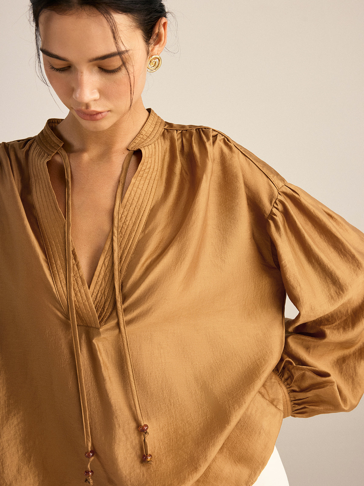 Übergroße Tencel-Bluse mit Bindekragen