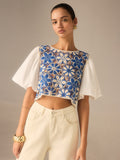 Haut floral en crochet avec empiècement et manches bouffantes