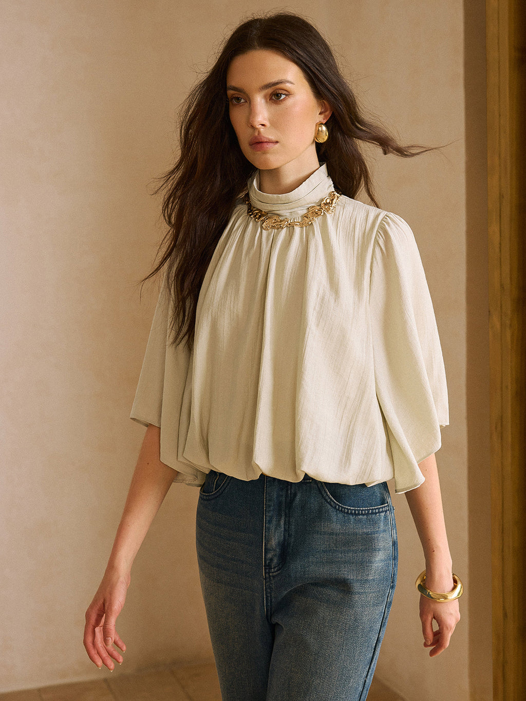 Elastic Hem Half-Sleeve Shirt