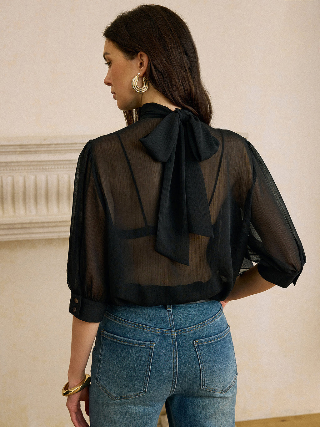 Chemisier en mousseline transparente avec nœud au dos