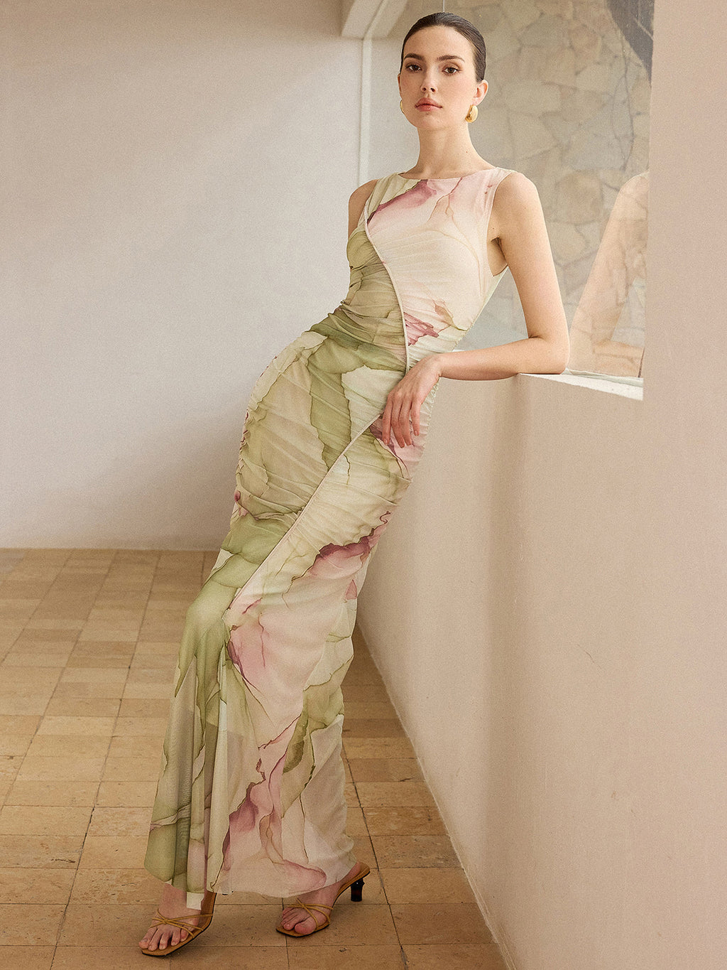 Robe longue en maille semi-transparente imprimée