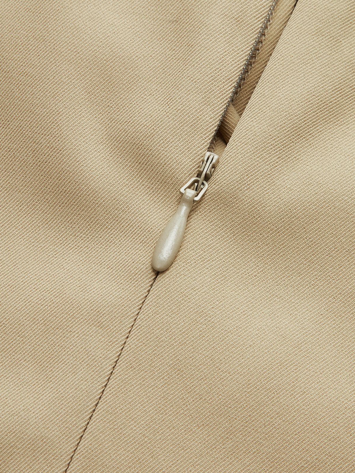 Robe courte à lacets et poches 