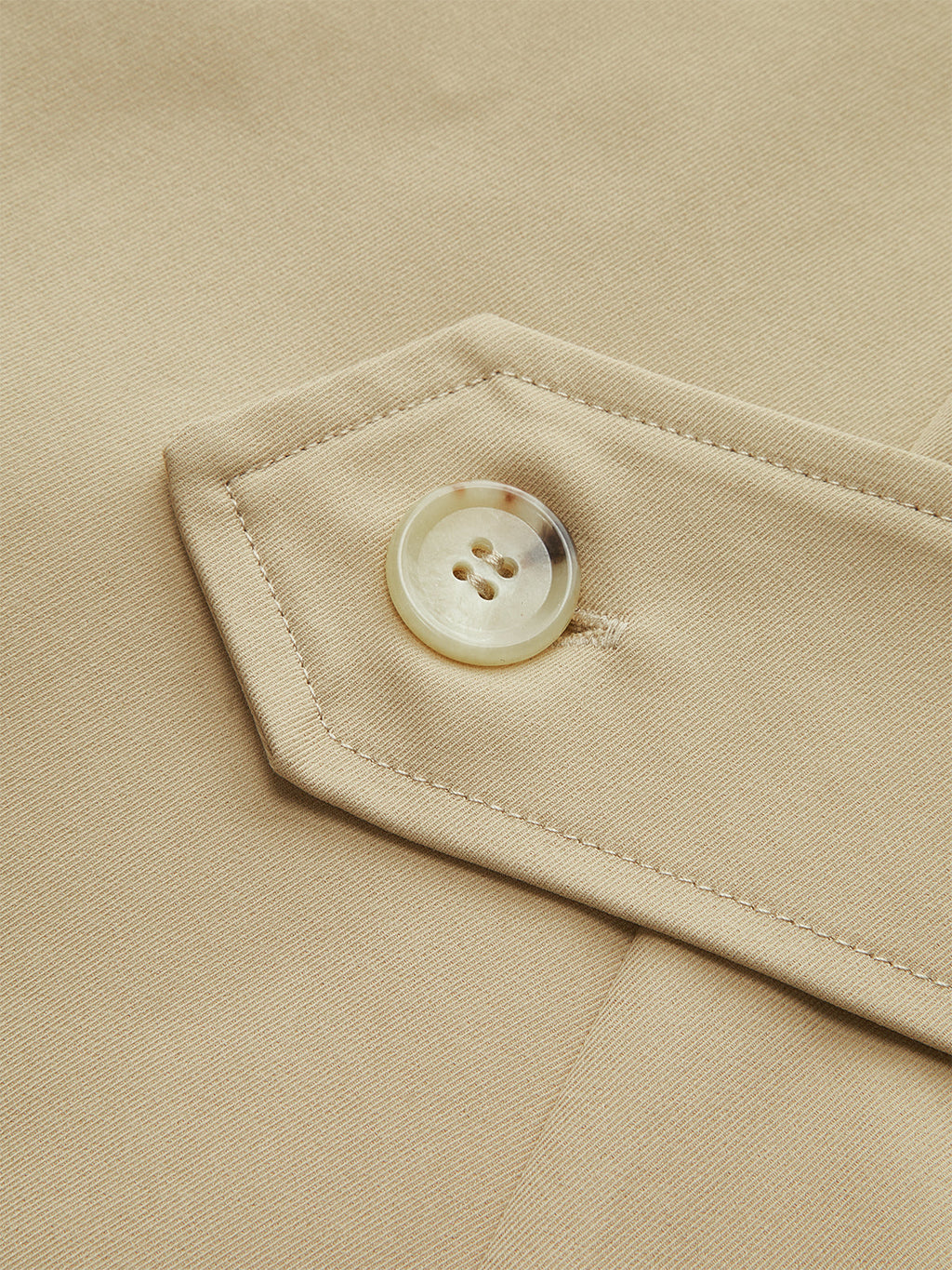 Mini-robe lacée à poches