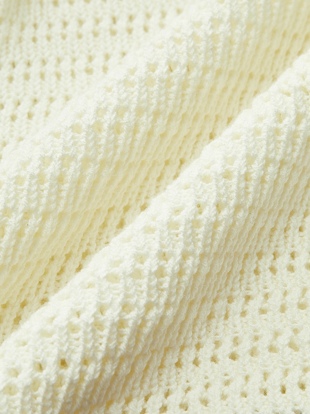 Kontrastbesatz-Stricktop mit Seestern-Knopf