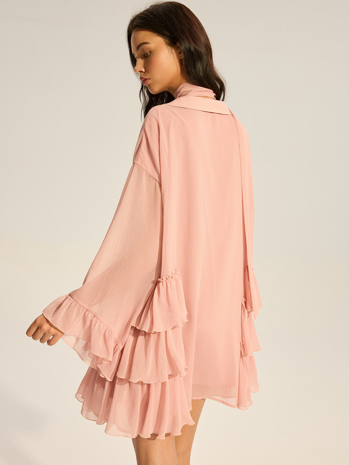 Robe courte à volants en mousseline 