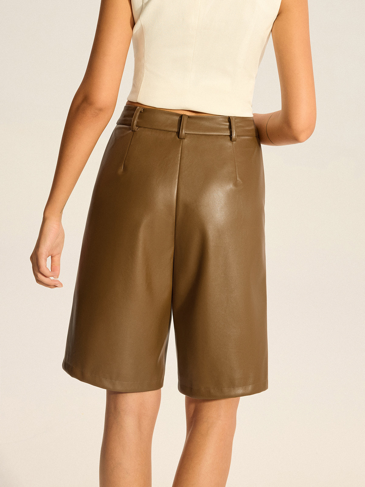 Bermuda-Shorts aus PU-Leder 