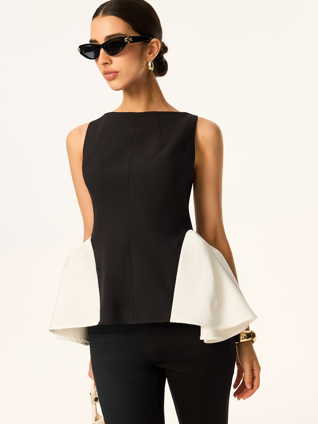 Ärmellose Colorblock-Bluse mit Schößchen